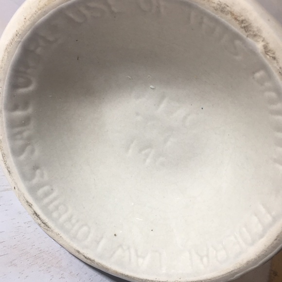 Vintage 1/2 gallon crock jug Henry McKenna whiskey jug blue on creamy gray - Picture 7 of 10